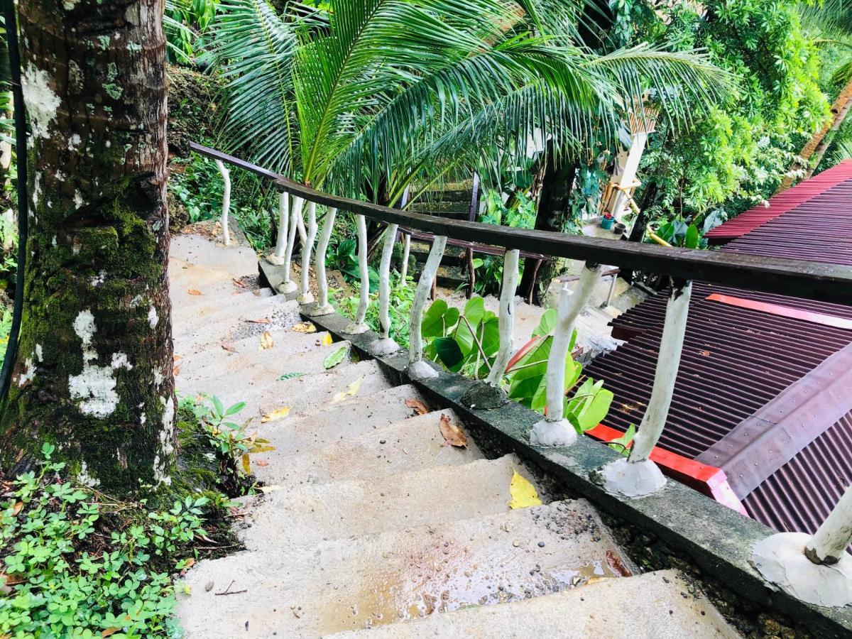 ไวต์ บีช ฟรอนต์ แอนด์ คอตเทจส์ ฮีนุกตัน รีสอร์ต อิน บูรูอังกา Villa Buruanga ภายนอก รูปภาพ