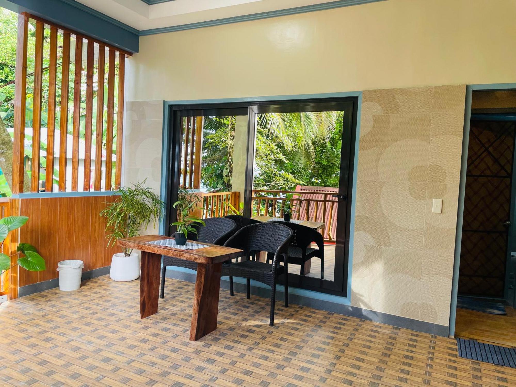 ไวต์ บีช ฟรอนต์ แอนด์ คอตเทจส์ ฮีนุกตัน รีสอร์ต อิน บูรูอังกา Villa Buruanga ภายนอก รูปภาพ