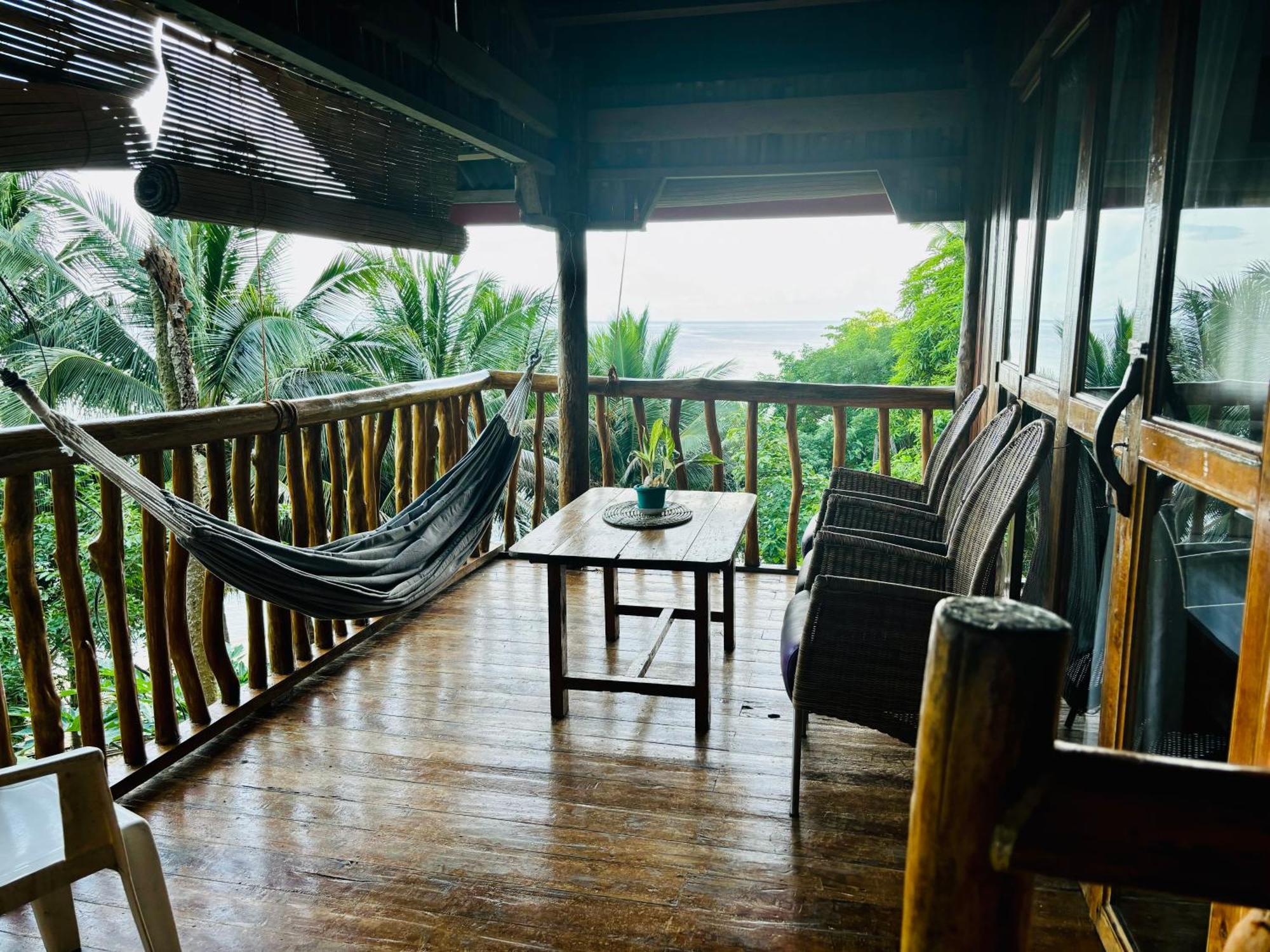 ไวต์ บีช ฟรอนต์ แอนด์ คอตเทจส์ ฮีนุกตัน รีสอร์ต อิน บูรูอังกา Villa Buruanga ภายนอก รูปภาพ