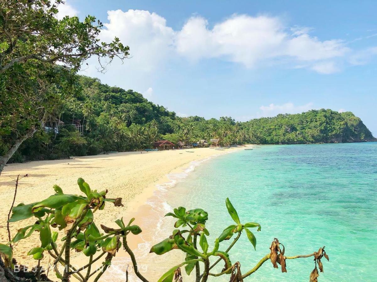 ไวต์ บีช ฟรอนต์ แอนด์ คอตเทจส์ ฮีนุกตัน รีสอร์ต อิน บูรูอังกา Villa Buruanga ภายนอก รูปภาพ